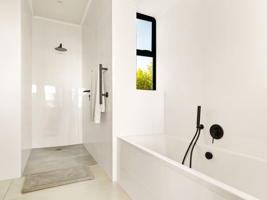 5 Bedroom Property for Sale in Pezula Private Estate Western Cape